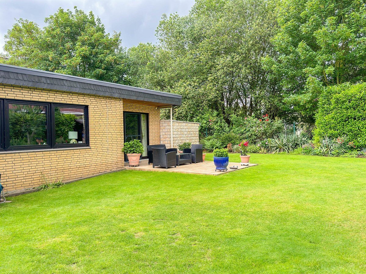 Einfamilienhaus mit Garten Grevenbroich Einfamilienhaus mit Garten Grevenbroich