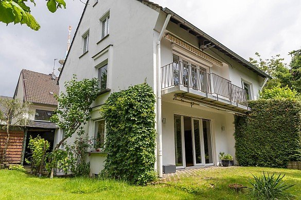 2 Familienhaus mit Garten in Velbert verkauft
