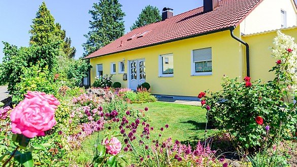 Leibrente oder Teilverkauf - Der direkte Vergleich