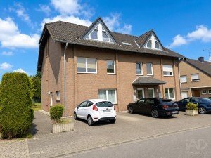 Wohn- und Gesch�ftshaus in Rommerskirchen