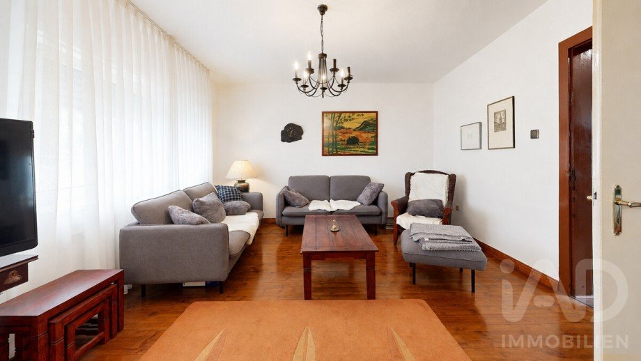 iad4994 Wohnzimmer 1 Hausverkauf Grevenbroich Zweifamilienhaus Grevenbroich