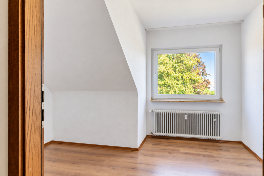 Wohnung mieten Wevelinghoven Dachgeschosswohnung Grevenbroich-Wevelinghoven