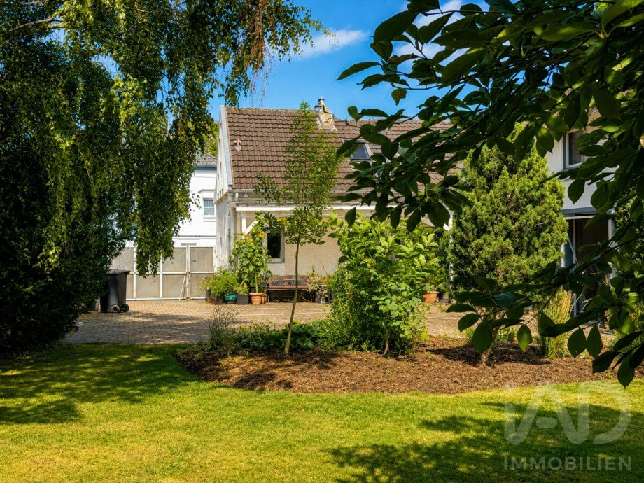 iad4994 Garten 2 Hausverkauf Grevenbroich Zweifamilienhaus Grevenbroich